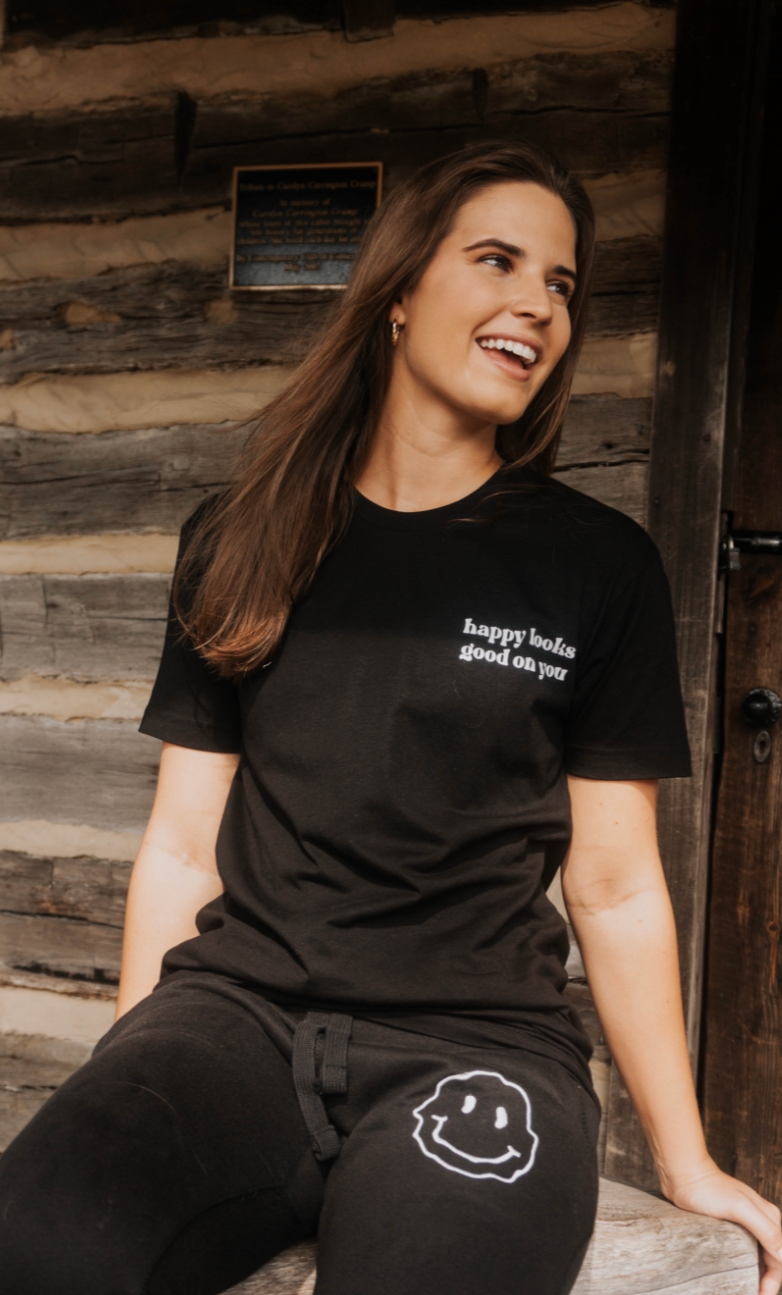 Happy Looks Good On You T-Shirt - Unisex