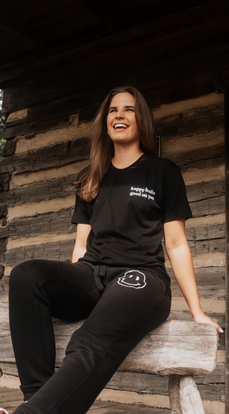 Happy Looks Good On You T-Shirt - Unisex