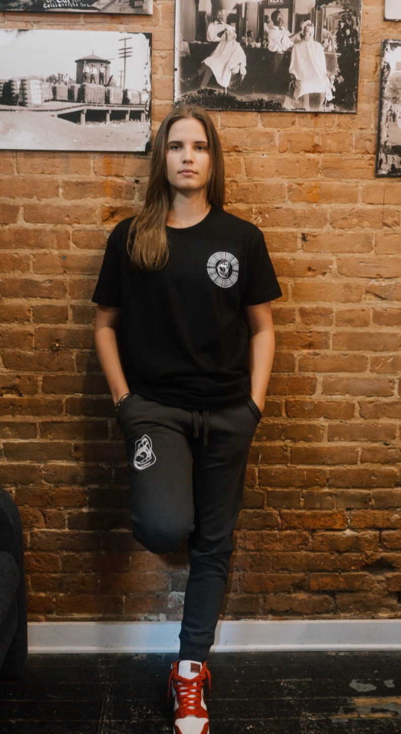 Closed Mouths Don't Get Fed Sweatpants - Unisex